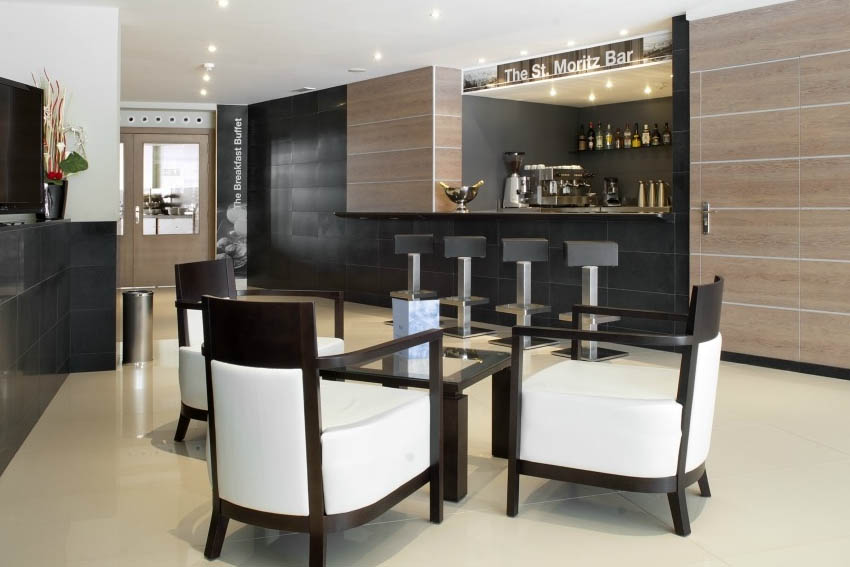 Quầy bar sân thượng